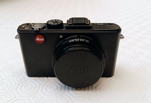 Περισσότερες πληροφορίες για "Leica D-LUX 5"
