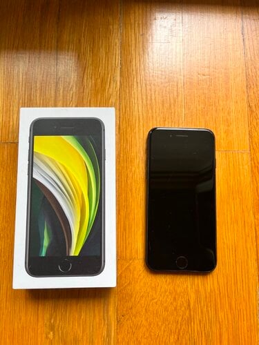 Περισσότερες πληροφορίες για "Apple iPhone SE (Μαύρο/64 GB)"