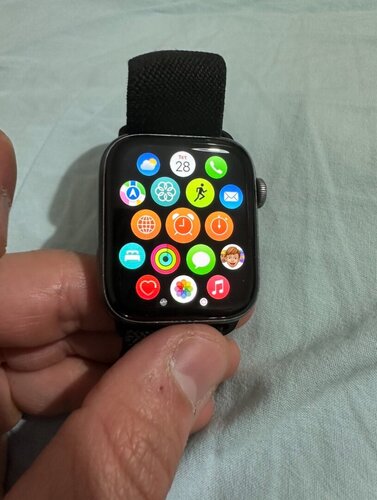 Περισσότερες πληροφορίες για "Apple Watch 4 44mm"