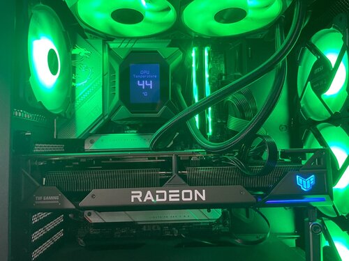 Περισσότερες πληροφορίες για "Asus Radeon RX 7800 XT 16GB GDDR6 TUF Gaming OC"