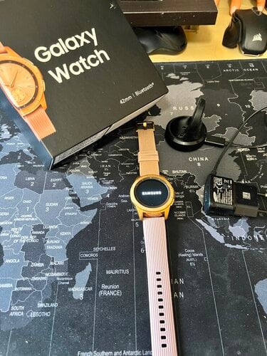 Περισσότερες πληροφορίες για "Samsung Galaxy Watch 42mm rose gold"
