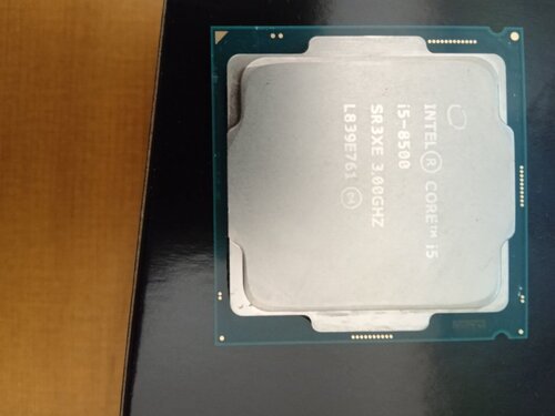 Περισσότερες πληροφορίες για "Intel i5 8500"
