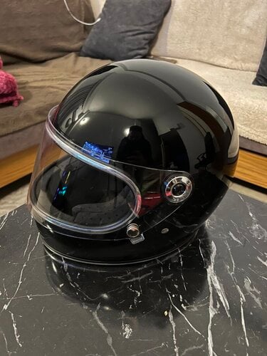 Περισσότερες πληροφορίες για "Kρανος Biltwell Gringo S Helmet Gloss Black ECE"