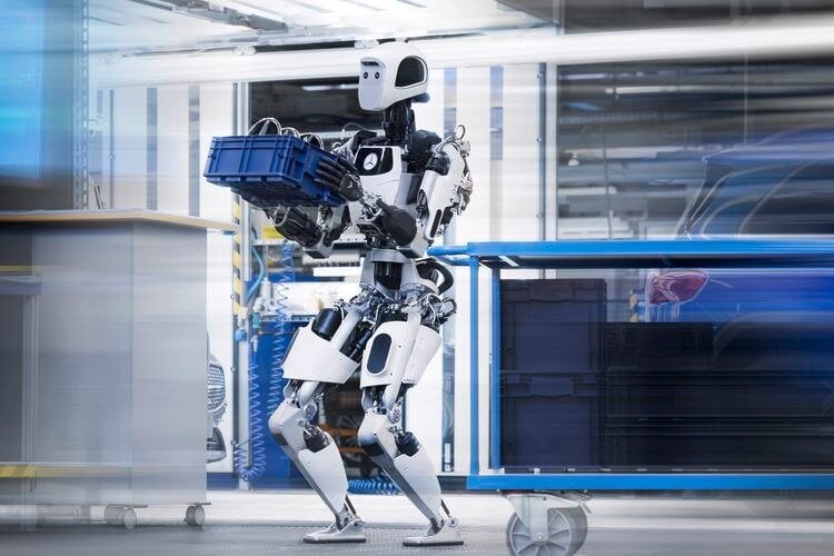Στη δοκιμαστική χρησιμοποίηση ανθρωπόμορφων ρομπότ προχωρά η Mercedes