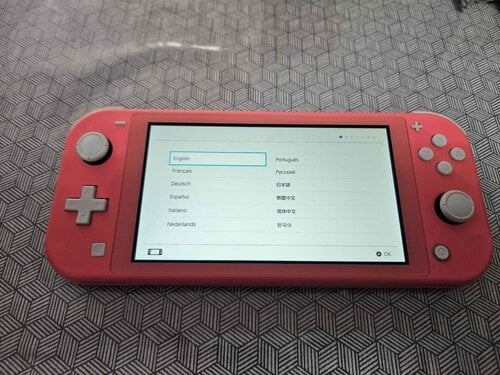 Περισσότερες πληροφορίες για "Nintendo switch lite coral pink"
