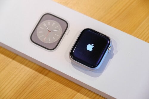 Περισσότερες πληροφορίες για "Apple Watch Series 8 (45mm/Ασημί/Αλουμίνιο)"