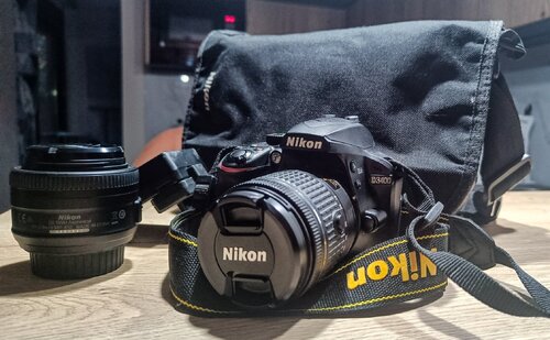 Περισσότερες πληροφορίες για "DSLR NIKON D3400 + Kit Φακός Nikon 18-55 AF-P VR + Φακός Nikon 35mm f/1.8G + Τσάντα Μεταφοράς"