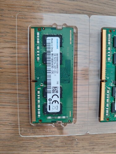 Περισσότερες πληροφορίες για "SO DIMM RAMS (4gb + 2gb DDR4) και 4gb DDR3"