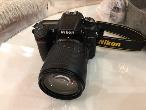 Περισσότερες πληροφορίες για "DSLR Nikon D7500 + Nikon AF-S Nikkor 18-140mm f/3.5-5.6G ED DX VR"