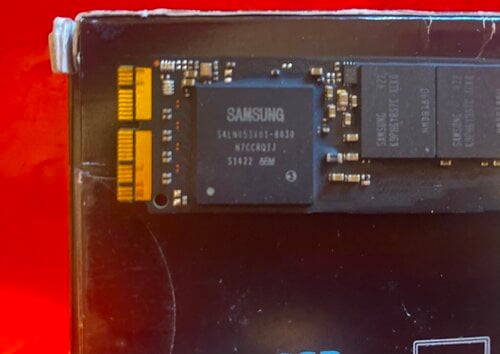 Περισσότερες πληροφορίες για "Σκληρος δισκος για Mac ,Samsung 512 gb  (MZ-JPU512T/0A6) SSD"