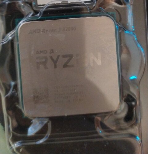 Περισσότερες πληροφορίες για "AMD Ryzen 3 3200G"