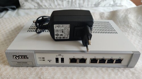 Περισσότερες πληροφορίες για "ZyXEL NXC2500 WIRELESS LAN CONTROLLER"