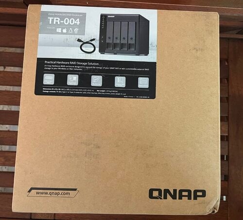 Περισσότερες πληροφορίες για "Qnap TR-004 Direct Attached Storage"