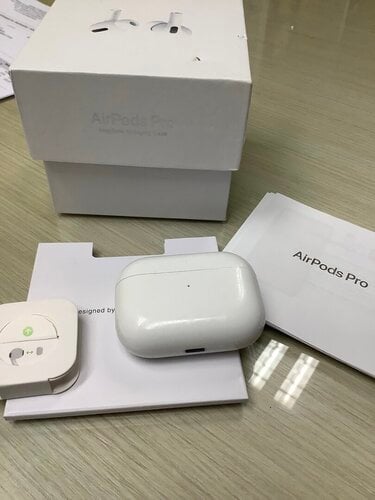 Περισσότερες πληροφορίες για "Θήκη Apple AirPods Pro (1st generation) (Άσπρο)"