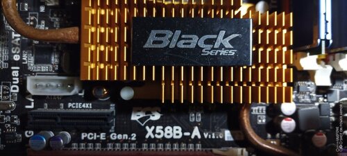 Περισσότερες πληροφορίες για "1366 Socket - Black Series X58B-A"
