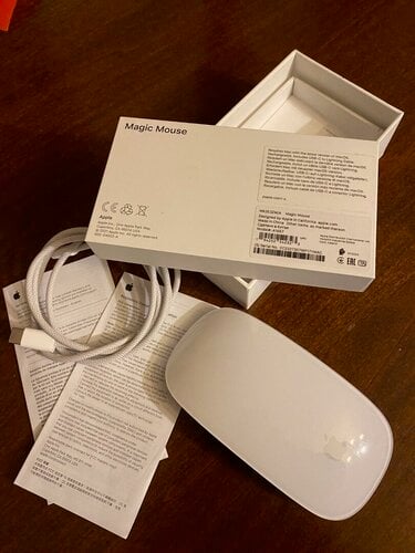 Περισσότερες πληροφορίες για "Apple Magic Mouse 2 (Ασημί, Λευκό/Bluetooth)"