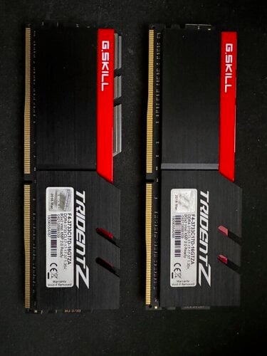 Περισσότερες πληροφορίες για "RAM G.SKILL F4-3733C17D-16GTZA 16GB (2X8GB) DDR4"