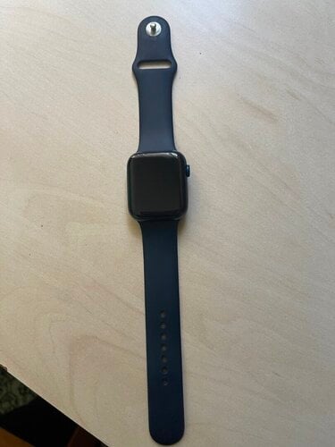 Περισσότερες πληροφορίες για "Apple Watch Series 6 44 mm με πολλά extra"
