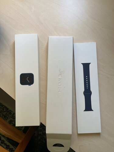Περισσότερες πληροφορίες για "Apple Watch Series 6 μπλε 44mm με πολλά extra"