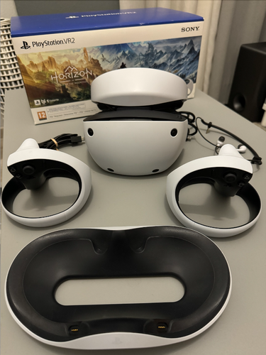 Περισσότερες πληροφορίες για "PLAYSTATION VR 2 + CHARGING DOCK"