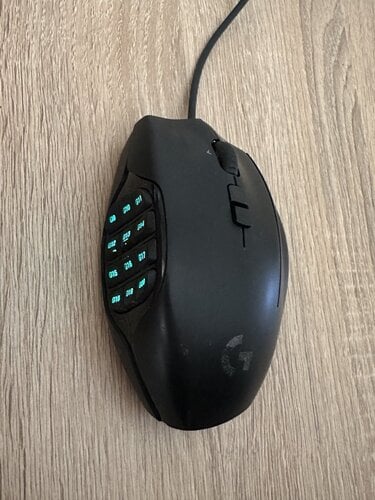 ΠΩΛΕΙΤΑΙ Logitech G600 Gaming Mouse