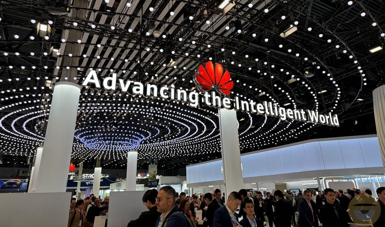 Περισσότερες πληροφορίες για "Huawei @MWC 2024: το 5.5G και οι εφαρμογές που θα αλλάξουν την καθημερινότητα μας"