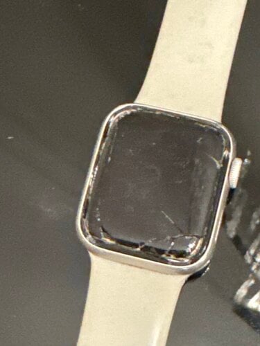 Περισσότερες πληροφορίες για "Apple Watch Series 4"