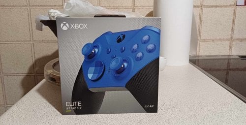 Περισσότερες πληροφορίες για "Microsoft Xbox Elite Wireless Controller Series 2 Core Blue"