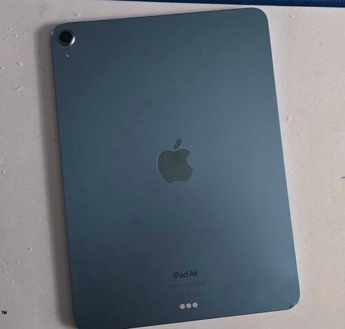 Περισσότερες πληροφορίες για "iPad Air 5th Gen 64GB Blue"