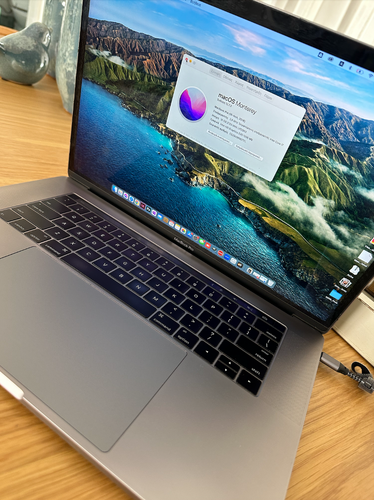 Περισσότερες πληροφορίες για "Macbook Pro 2016 - Touch Bar - 15,4” - 16GB"