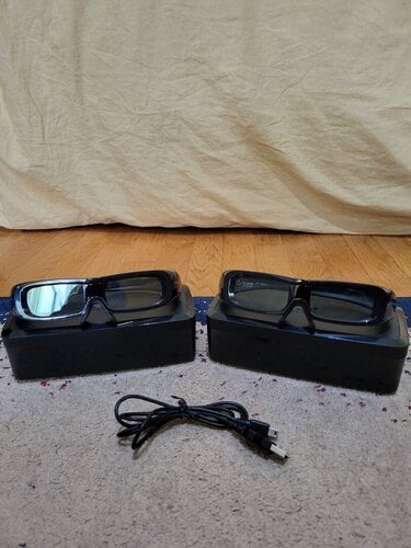 Περισσότερες πληροφορίες για "3D επαναφορτιζόμενα glasses (γυαλιά) Panasonic TY-EW3D2M FULL HD με 1 καλώδιο usb φόρτισης"