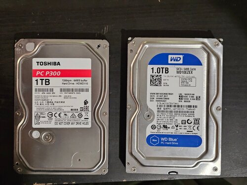 Περισσότερες πληροφορίες για "Πωλούνται 2 δίσκοι 1TB 3.5" HDD Western Digital+Toshiba 100% υγιείς 2 τεμάχια πακέτο"