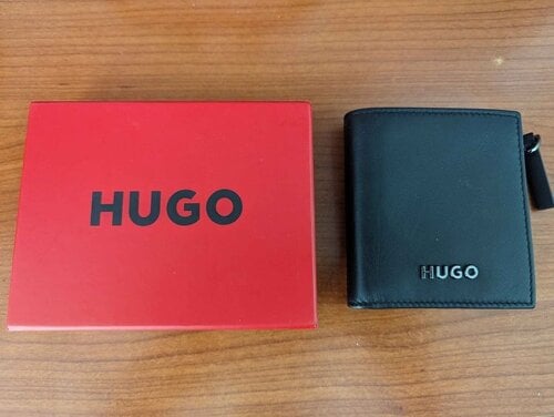 Περισσότερες πληροφορίες για "Πορτοφόλι Hugo Boss"