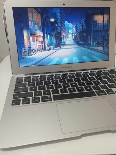 Περισσότερες πληροφορίες για "Apple Macbook Air mid 2013 11''inch Για λίγες μέρες"