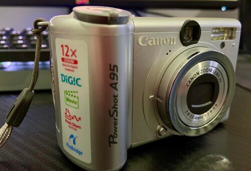 Περισσότερες πληροφορίες για "Canon PowerShot A95 άριστη"