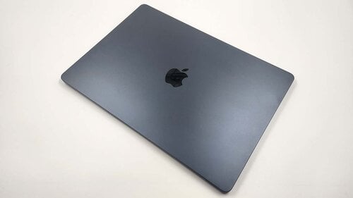 Περισσότερες πληροφορίες για "MacBook Air M2 15'' 8GB/256GB"