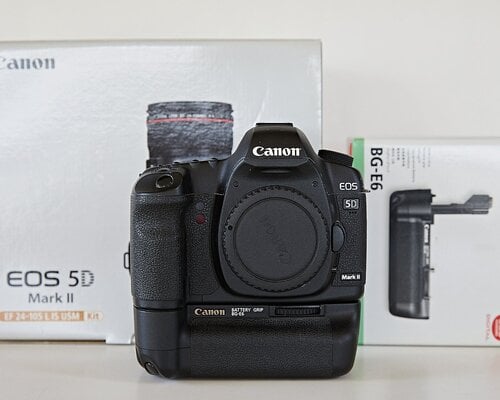 Περισσότερες πληροφορίες για "Canon EOS 5D Mark II + BG-E6"
