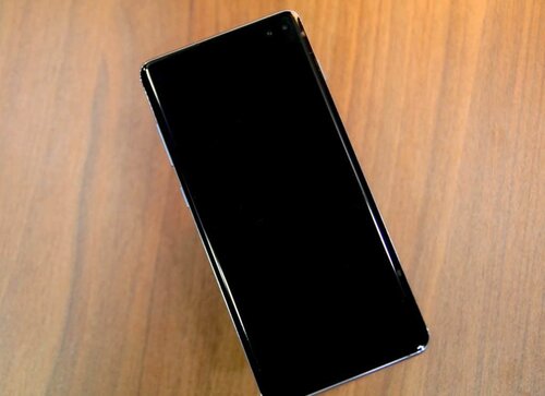 Περισσότερες πληροφορίες για "Samsung s10 plus 128gb black prism"