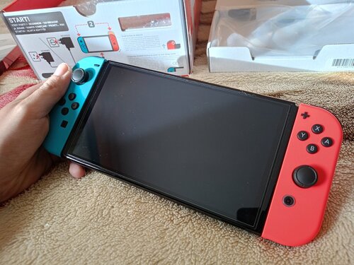 Περισσότερες πληροφορίες για "Nintendo Switch Oled (Neon Blue & Red)"