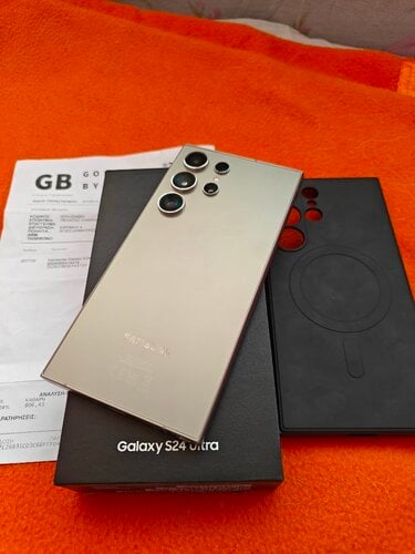 Περισσότερες πληροφορίες για "Samsung s24 ultra gray 512 + oneplus 11 16/256"