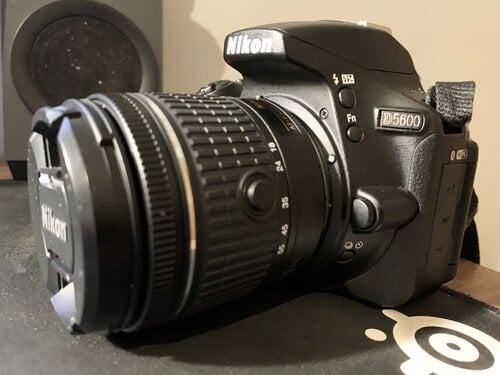 Περισσότερες πληροφορίες για "Nikon D5600 + AF-P DX NIKKOR 18-55mm f/3.5-5.6G (12.591 κλικ)"