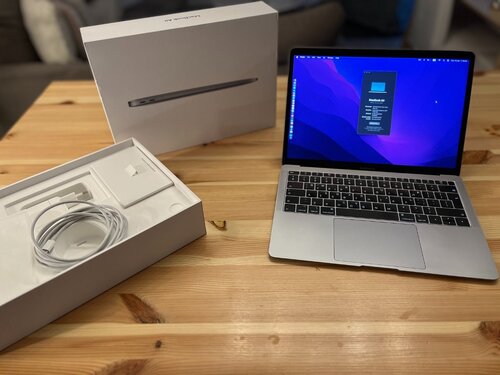 Περισσότερες πληροφορίες για "Apple MacBook Air 13 (i5-8210Y/8GB/128GB) (2018) Space Grey GR"