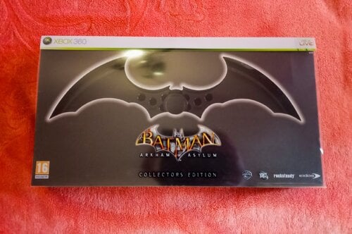 Περισσότερες πληροφορίες για "Batman Arkham Asylum Collectors Edition XBOX 360 like new"