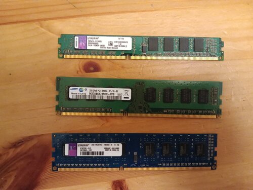 Περισσότερες πληροφορίες για "ΤΡΙΑ DIM DDR3 RAM ΤΩΝ 2GB ΤΟ ΚΑΘΕ ΕΝΑ ΓΙΑ DESKTOP"