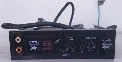 Περισσότερες πληροφορίες για "Front Panel από Sound Blaster X-Fi Titanium Fatal1ty Champion - SB1110"