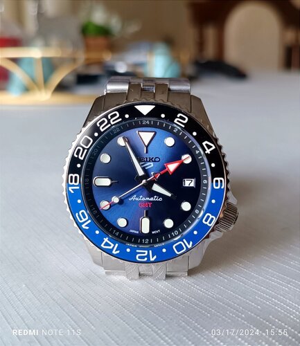 Περισσότερες πληροφορίες για "Seiko Mod SSK003 GMT 41mm Silver Blue NH34 Automatic watch"