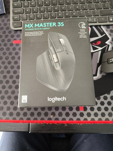 Περισσότερες πληροφορίες για "Logitech MX Master 3S (Μαύρο/RF Wireless + Bluetooth)"