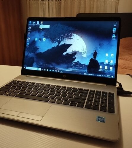 Περισσότερες πληροφορίες για "Laptop HP 250 G9"