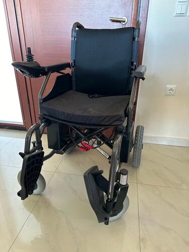 Περισσότερες πληροφορίες για "Ηλεκτρικο αναπηρικό αμαξίδιο Mobiak Hermes II"