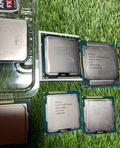 Περισσότερες πληροφορίες για "Επεξεργαστής socket  2011 - Xeon E5 2620 v3"